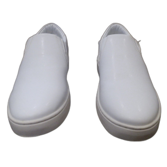 Thousand Fell Slip On White Sneakers Women's Size W8 1/2 NWOT - Picture 1 of 4